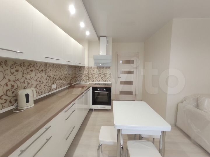 2-к. квартира, 42,3 м², 9/16 эт.