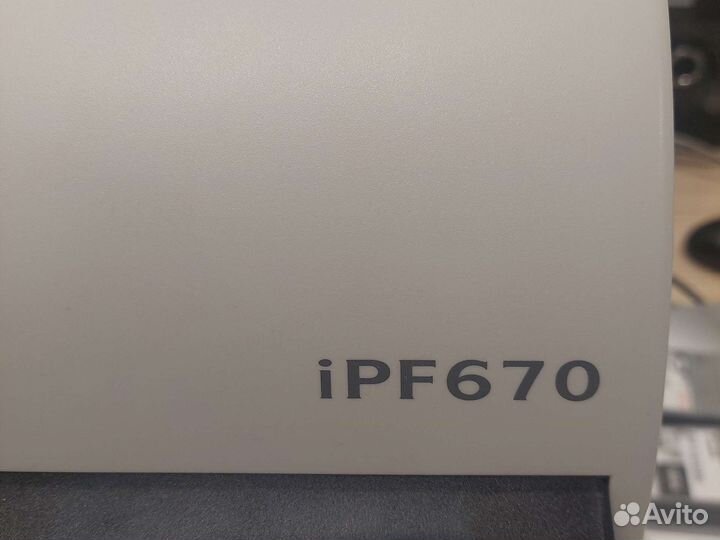 Плоттер Canon IPF670