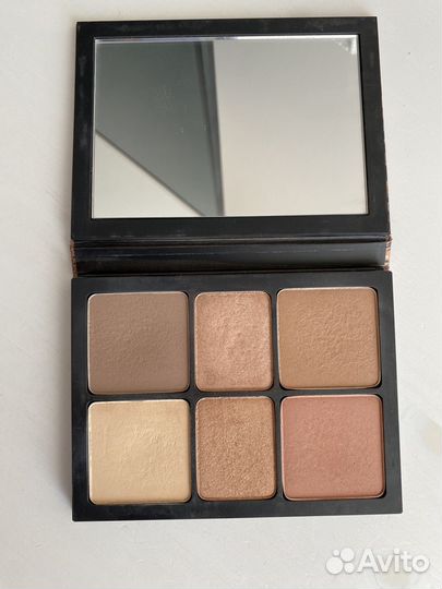 Палетка для контуринга лица smashbox cali contour