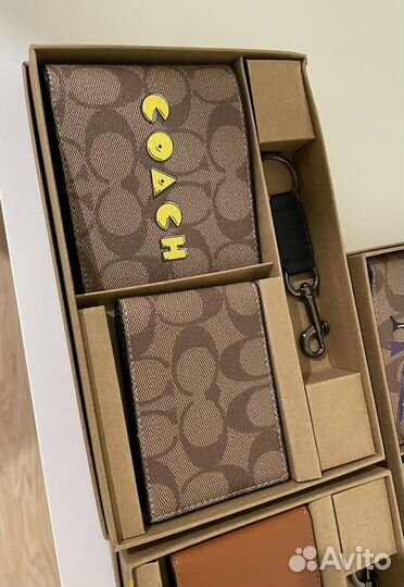 Кошелек Coach