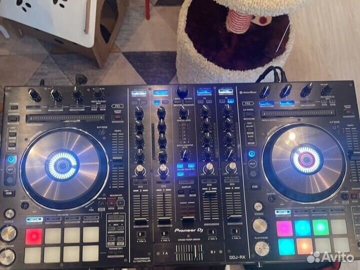 Dj пульт Pioneer DDJ-RX dj контроллер
