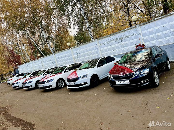 Свадебные украшения на авто Аренда