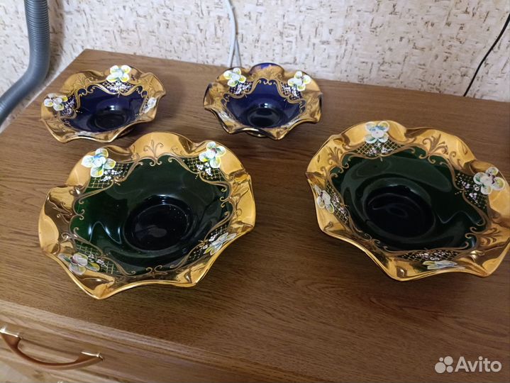 Вазы из цветного стекла чехия