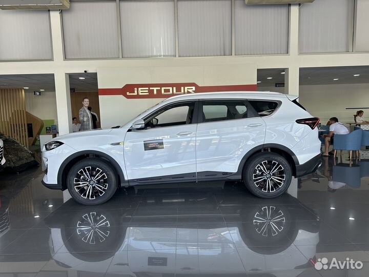 Jetour X70 Plus 1.6 AMT, 2024