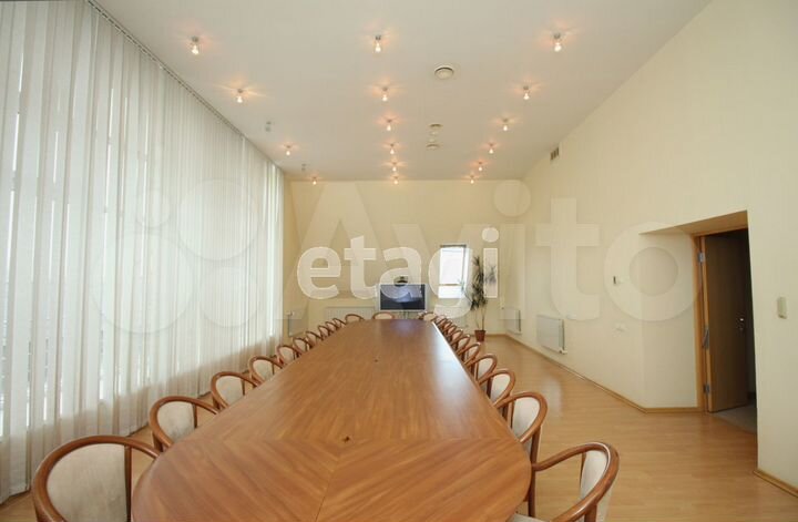 Продам офисное помещение, 2395.7 м²