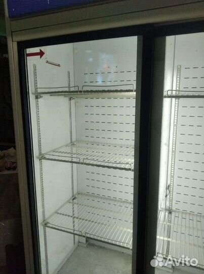 Холодильный шкаф