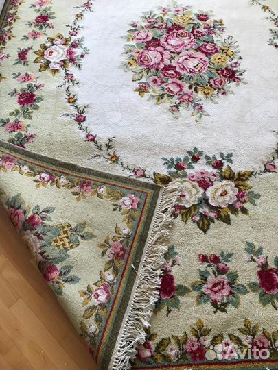 Ковер шерстяной