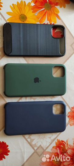 Чехлы на iPhone 11