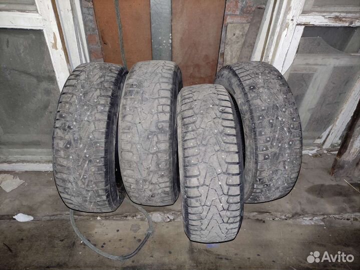 Pirelli Ice Zero 185/65 R15