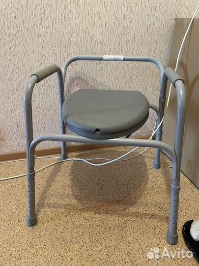 Стул санитарный