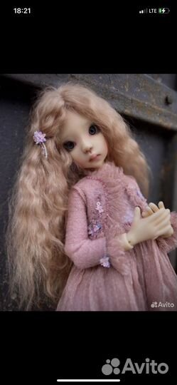 Продам куколка Laycee Kaye Wiggs 48 см