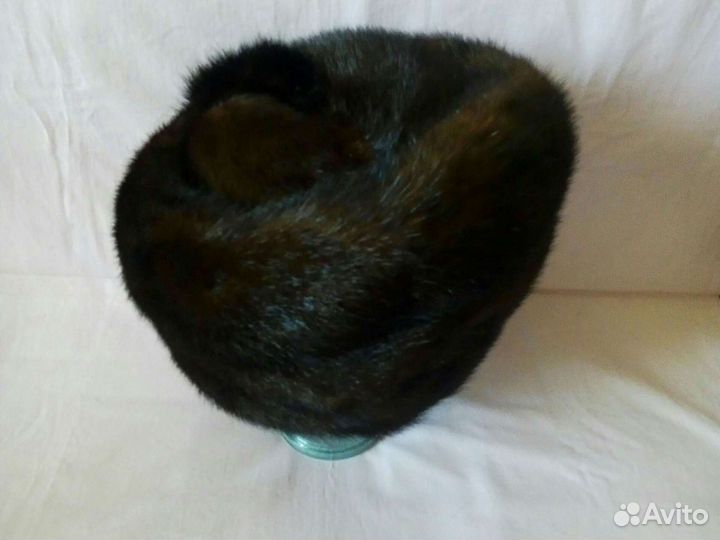 Шапки, пластины и опушки из меха