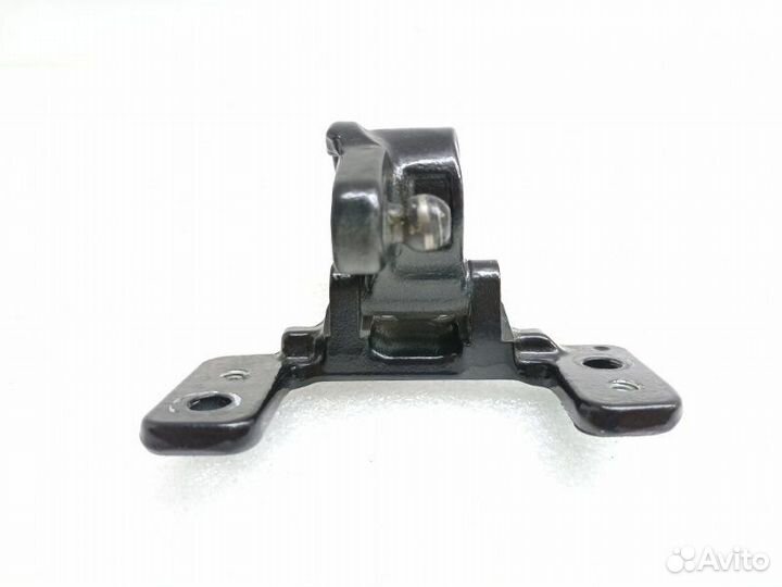 Петля двери багажника задняя левая Mercedes-Benz