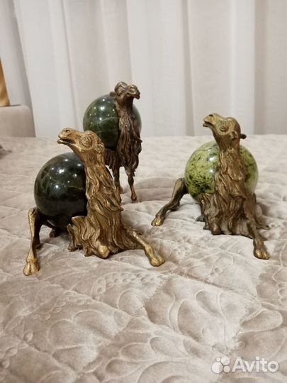 Статуэтка верблюд