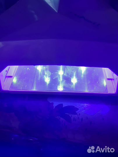 Лампа для ногтей