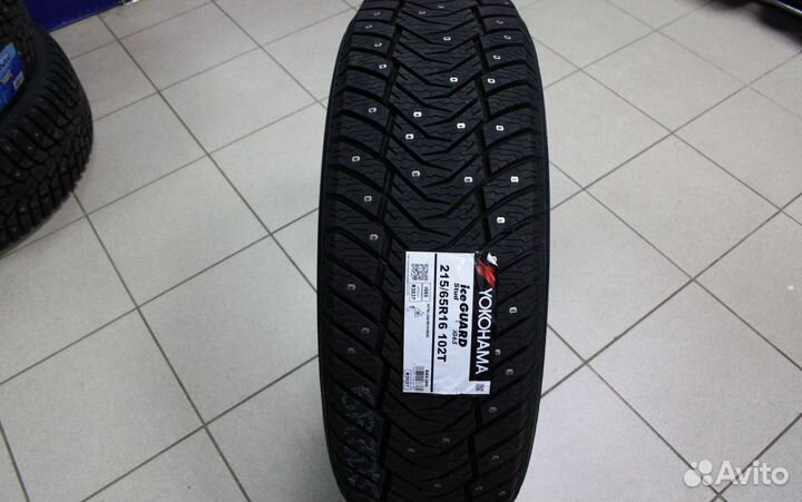 Yokohama Ice Guard IG65 215/65 R16 102T