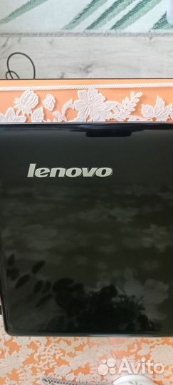 Ноутбук lenovo