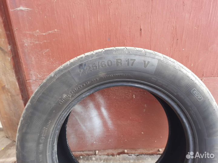 Continental ContiPremierContact 225/60 R17