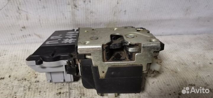 Замок двери передний правый Лада Калина хэтчбек