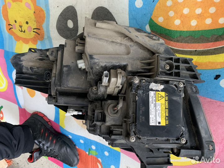 Фары Toyota Ractis