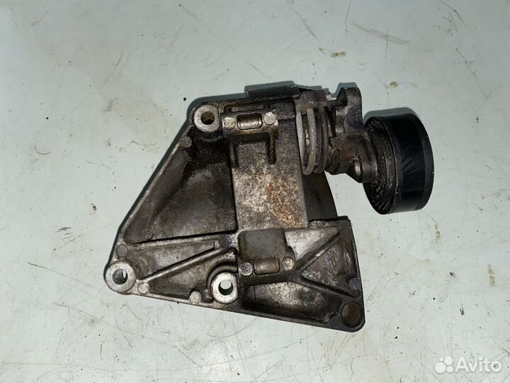 Кронштейн компрессора кондиционера BMW X5 E53