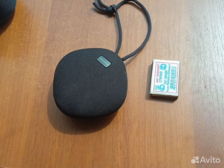 Блютуз колонка