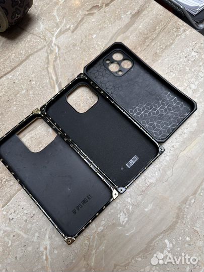 Чехол на iPhone 13 pro