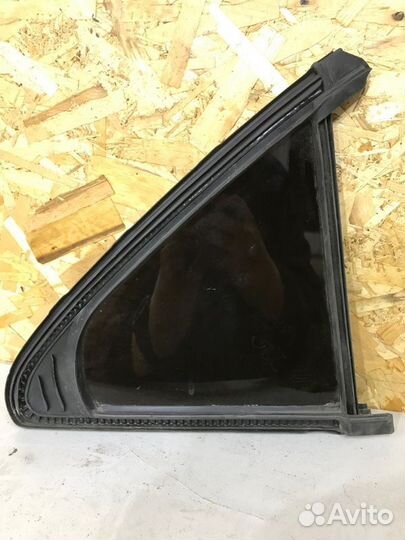 Стекло двери заднее левое Mercedes S-Class W220
