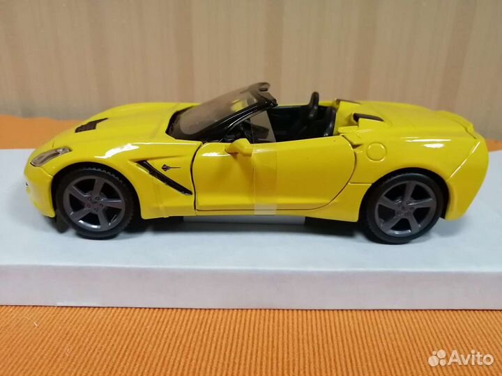 Maisto 1 24 Chevrolet Corvette Stingray 2014