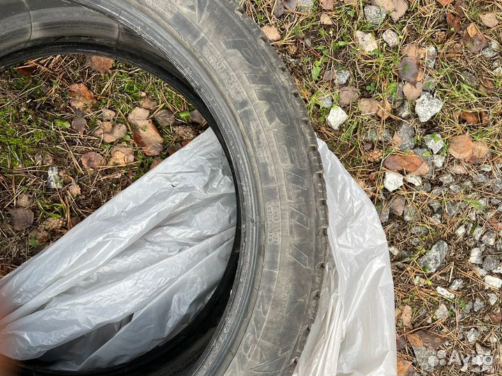 Pirelli Ice Zero SUV 275/40 R20 и 315/35 R20