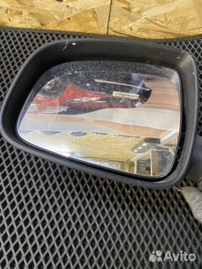 Лада ларгус зеркало левое