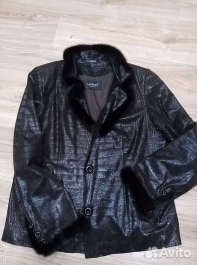 Куртка кожаная 52