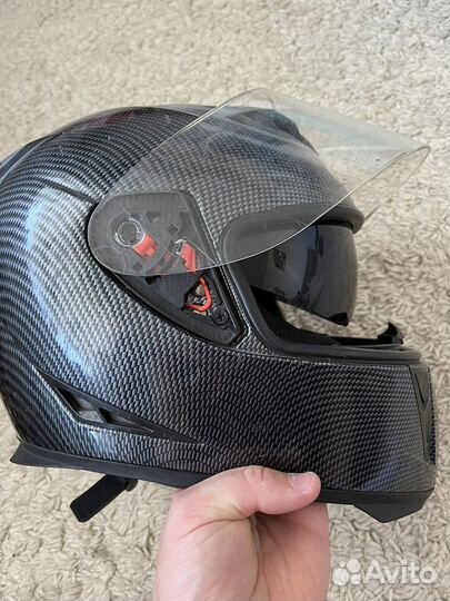 Мотоциклетный шлем размер S (55/56)