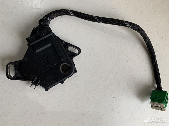 Датчик положения селектора АКПП