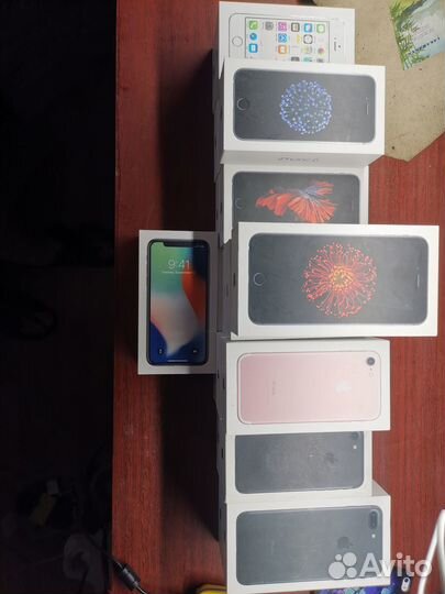 Коробки для iPhone разные