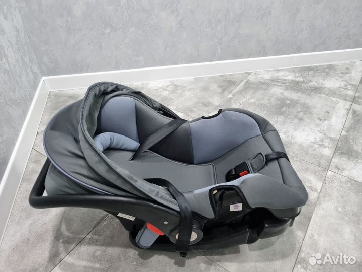 Автомобильное детское кресло от 0 до 18 кг