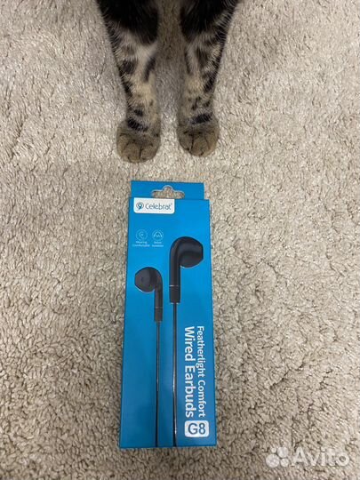 Наушники с микрофоном
