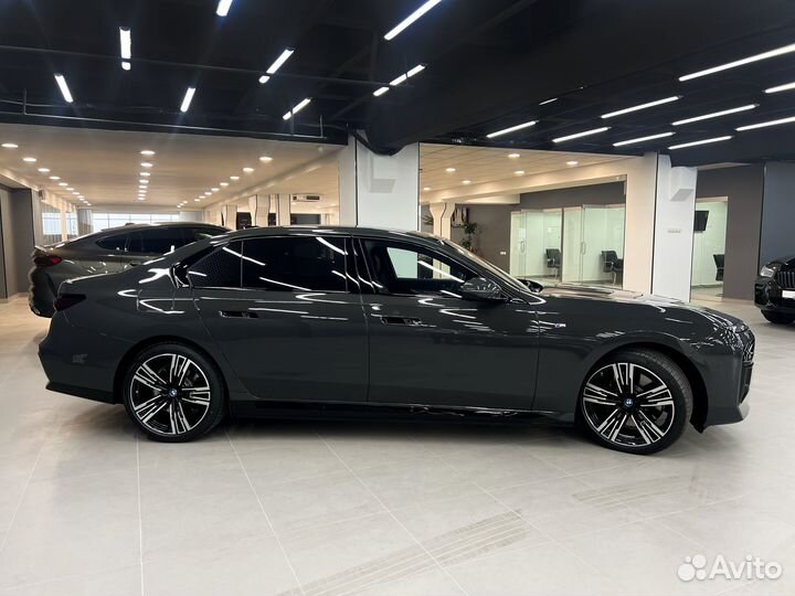 BMW i7 AT, 2022, 3 659 км