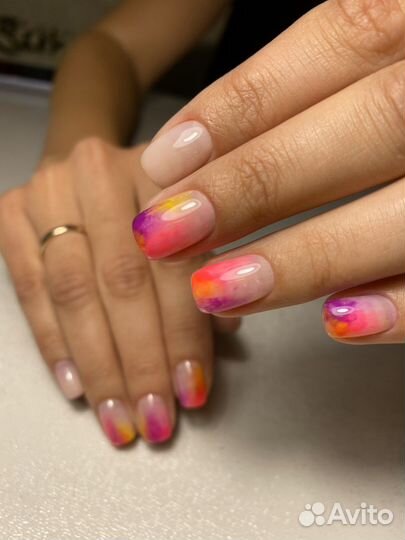 Мастер маникюра