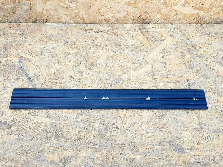 Накладка на порог BMW E34