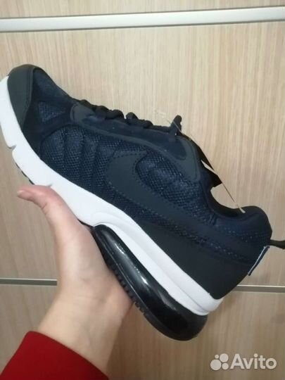 Новые Кроссовки, размеры 43, 44, 46