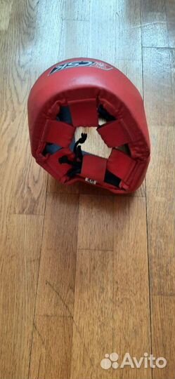 Шлем для единоборств (каратэ)