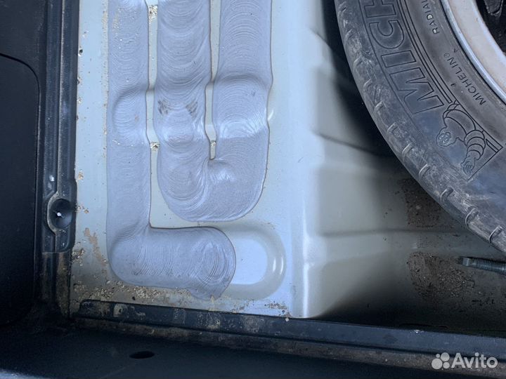 Задняя часть кузова peugeot 3008