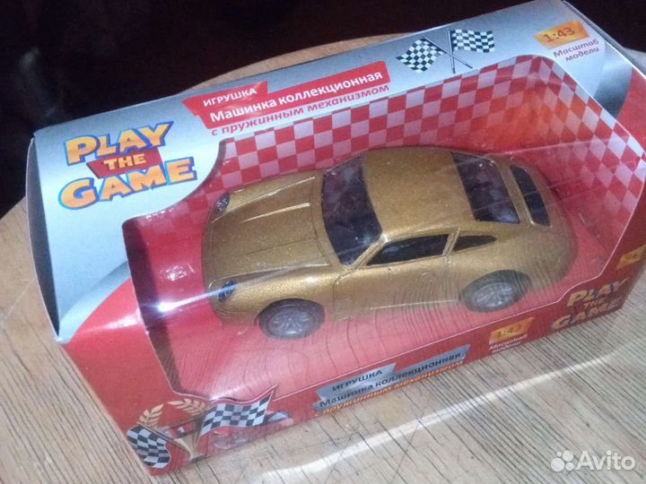 Машина игрушка коллекционная