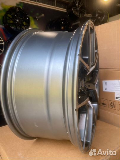 R19 на Mercedes С/Е/CLA-class Новые Диски AMG