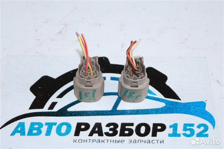 Разъём фары Nissan Teana J31 VQ23DE 2003-2007