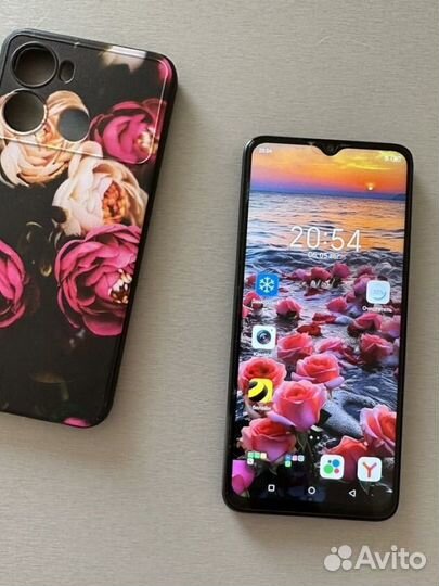 Itel P40, 4/128 ГБ