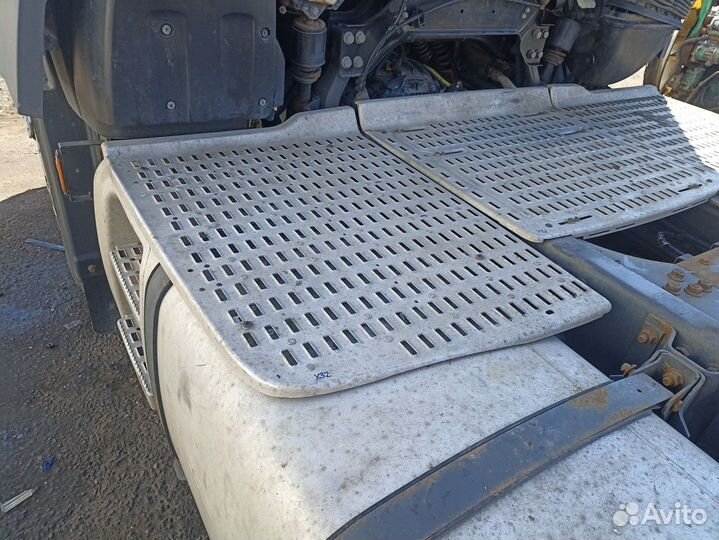 Трап на раму левый Daf XF106