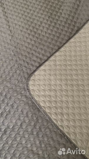 Покрывало на кровать новое