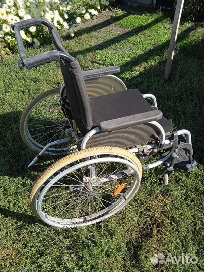 Коляска инвалидная